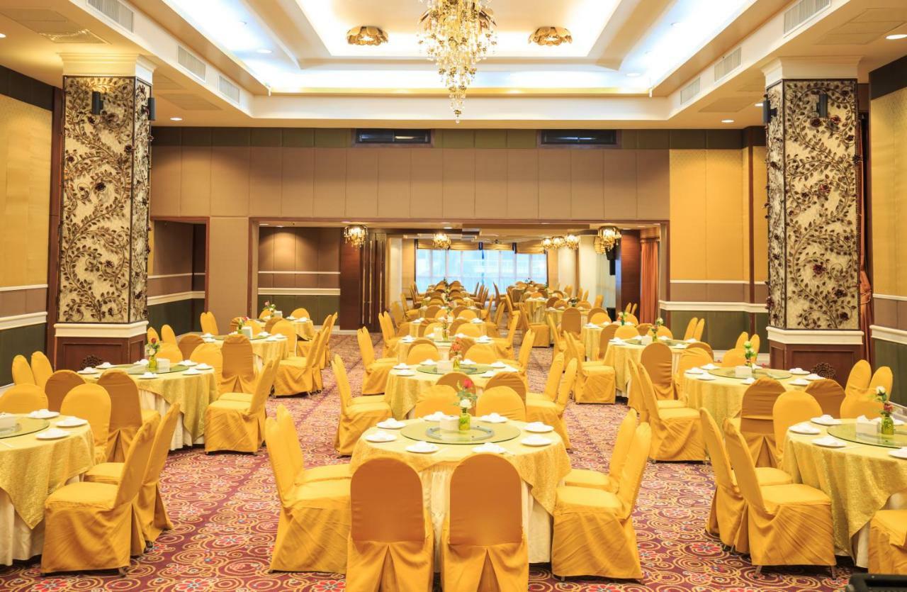 Kwan Ruen Park Hotell Nakhonratchasima Eksteriør bilde