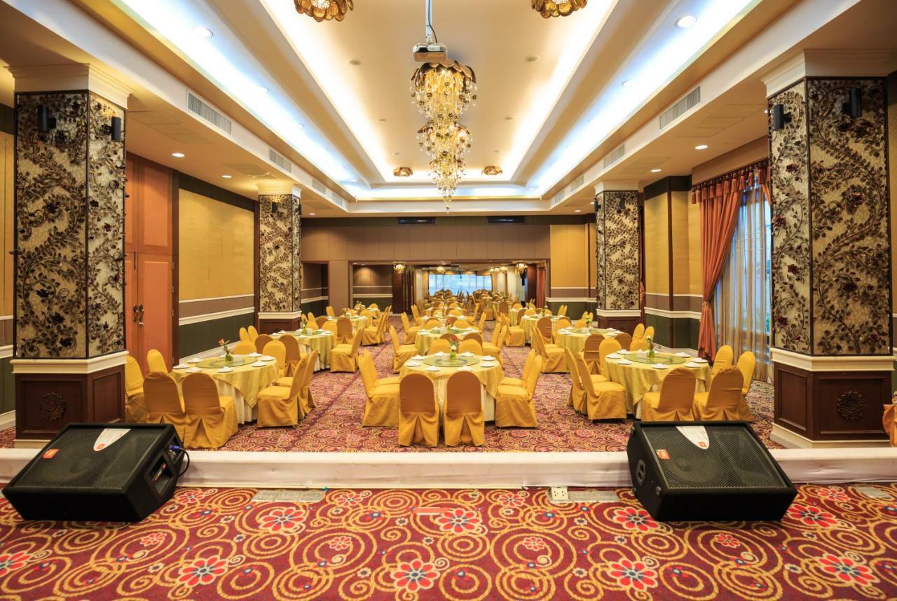 Kwan Ruen Park Hotell Nakhonratchasima Eksteriør bilde