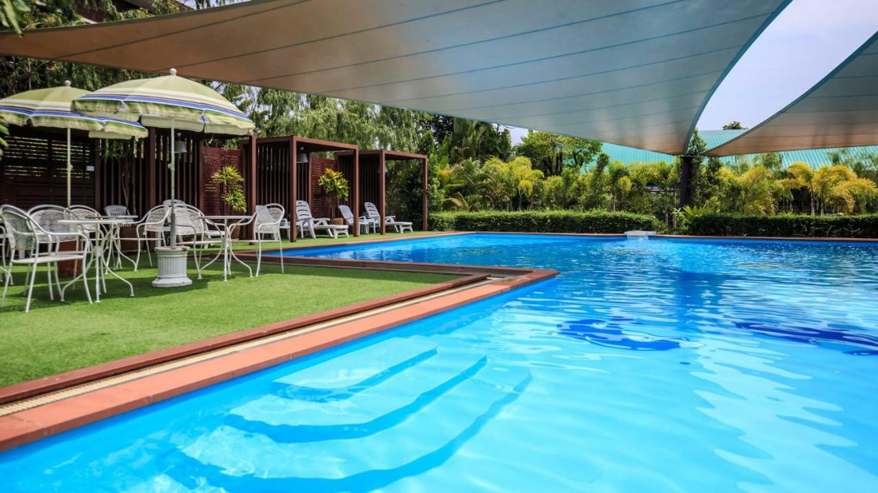 Kwan Ruen Park Hotell Nakhonratchasima Eksteriør bilde
